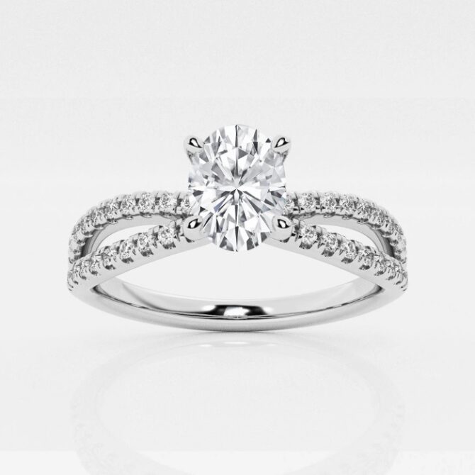 18K White Gold Diamond Engagement Ring