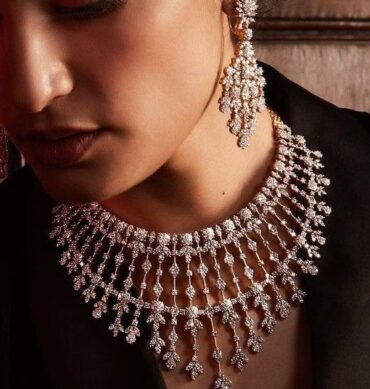 Traditional Inspired Diamond Set